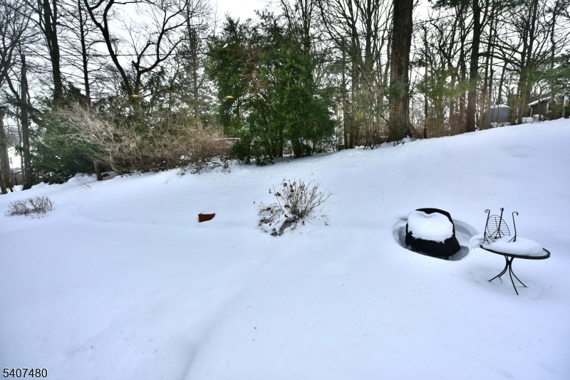 49 Fayson Lakes Road Kinnelon, NJ 07405 - Photo 23 of 38