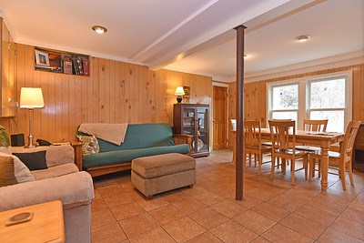 12 Valley Road East Greenwich, RI 02818 - Photo 10 of 16 Living/Dining