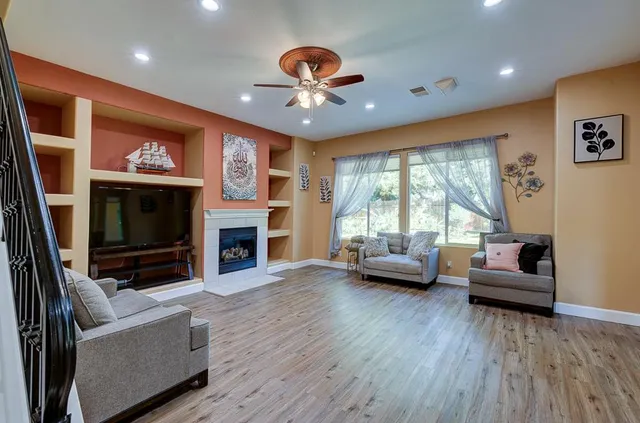 $970,000 | 4968 West Pinedale Avenue, Fresno, CA 93722