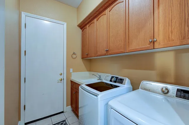 $970,000 | 4968 West Pinedale Avenue, Fresno, CA 93722