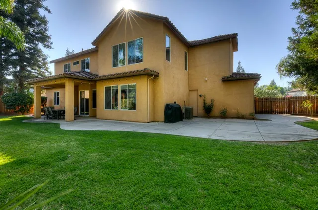 $970,000 | 4968 West Pinedale Avenue, Fresno, CA 93722
