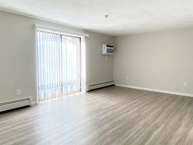 $2,600 | 128 Salem Street, Unit 22, Malden, MA 02148