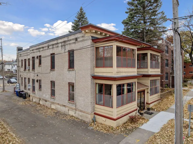 $295,000 | 69 North Milton Street, Unit 1, St. Paul, MN 55104