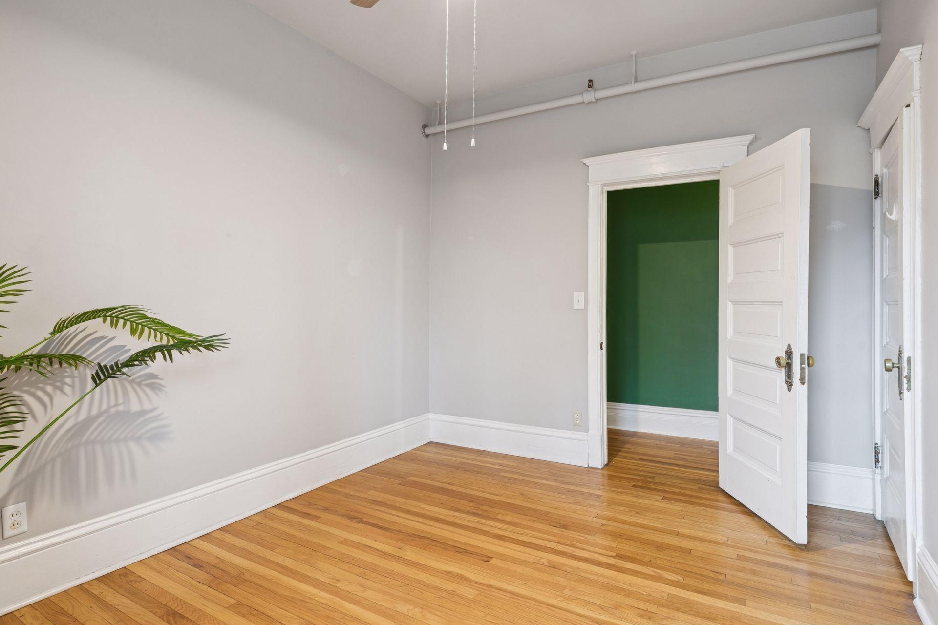 69 North Milton Street, Unit 1 St. Paul, MN 55104 - Photo 37 of 52