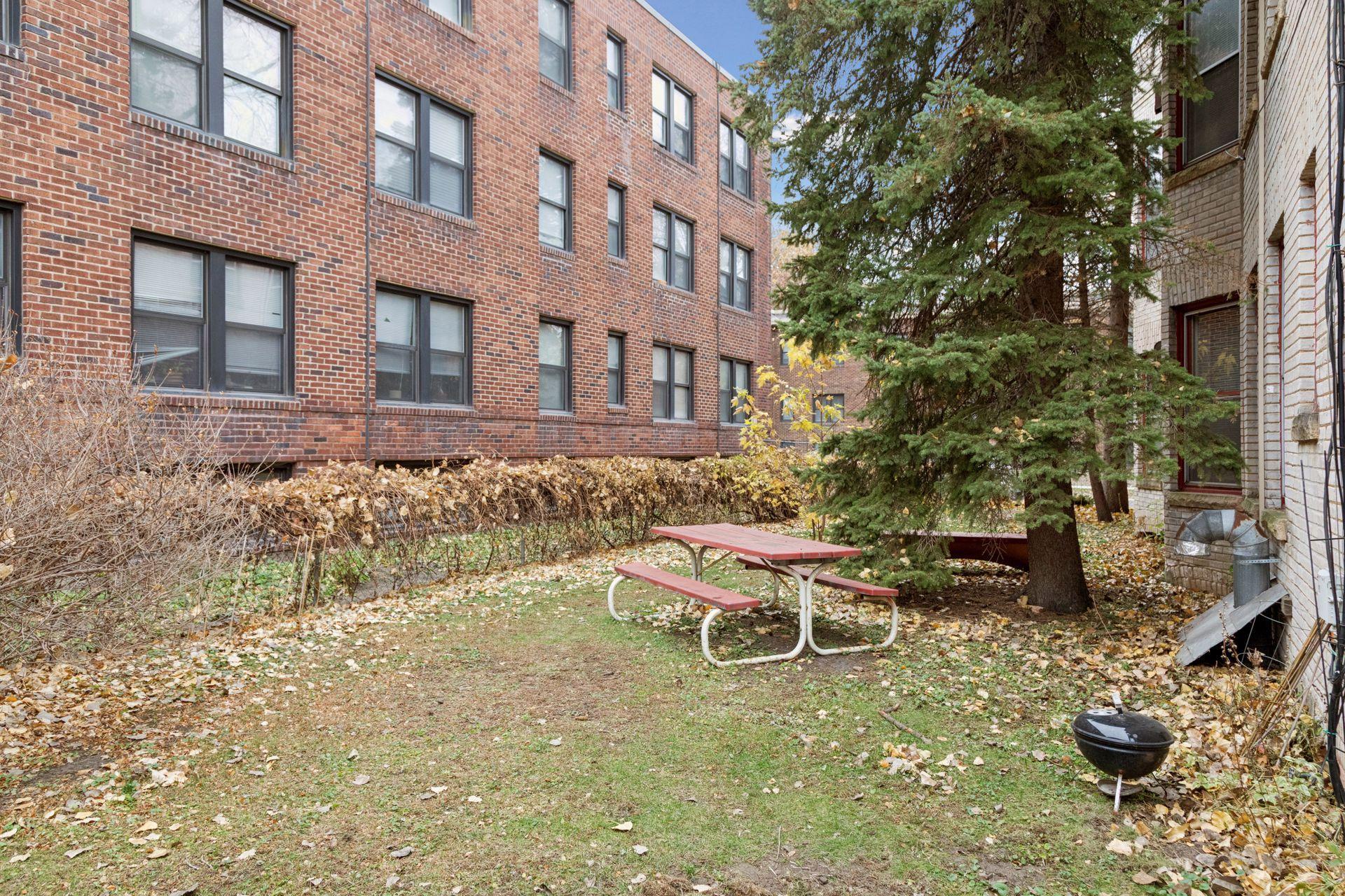 69 North Milton Street, Unit 1 St. Paul, MN 55104 - Photo 47 of 52