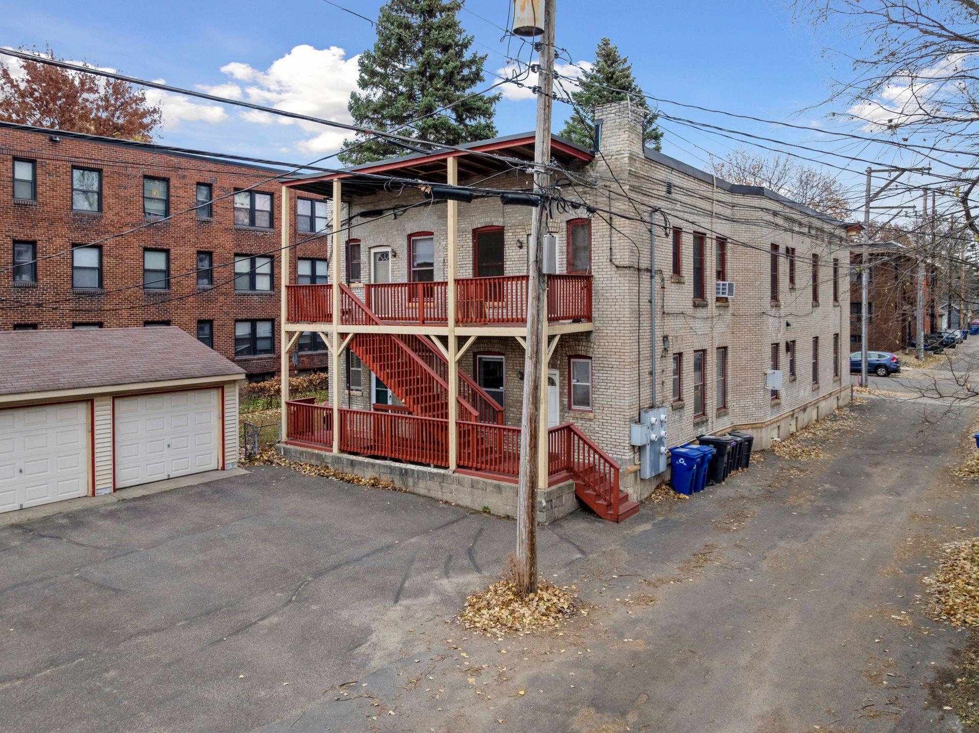 69 North Milton Street, Unit 1 St. Paul, MN 55104 - Photo 5 of 52