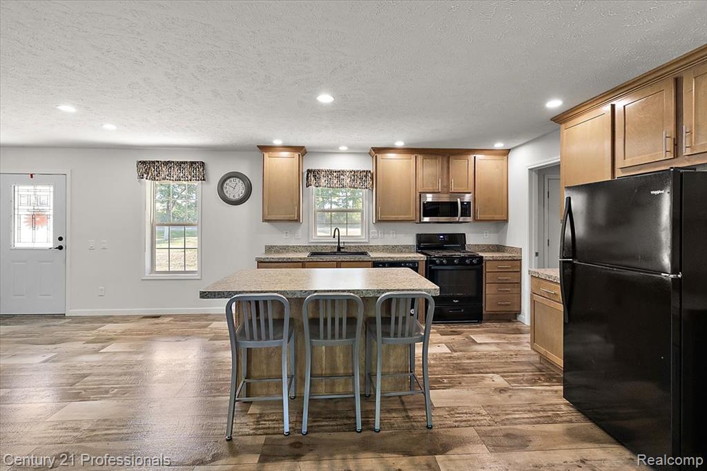806 Davis Lake Road Lapeer, MI 48446 - Photo 15 of 50 Gallery Image 15
