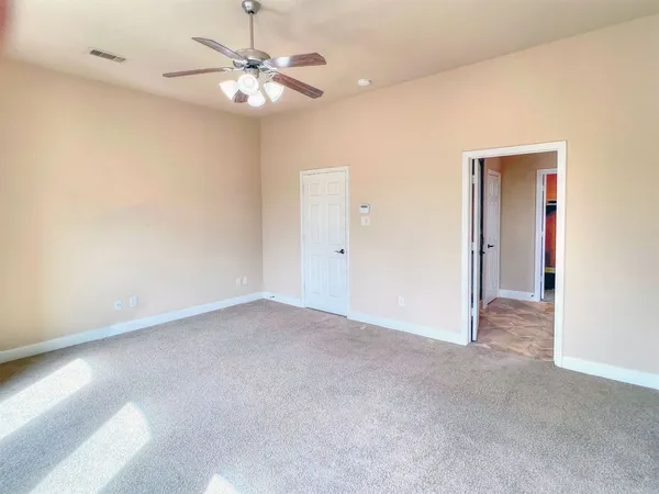 $389,000 | 2325 Hutchins Street, Houston, TX 77004