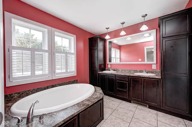 $649,900 | 1502 West 525th Street North, Lebanon, IN 46052