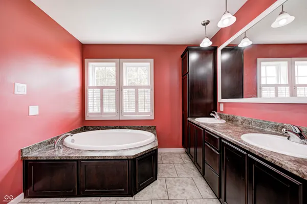 $649,900 | 1502 West 525th Street North, Lebanon, IN 46052