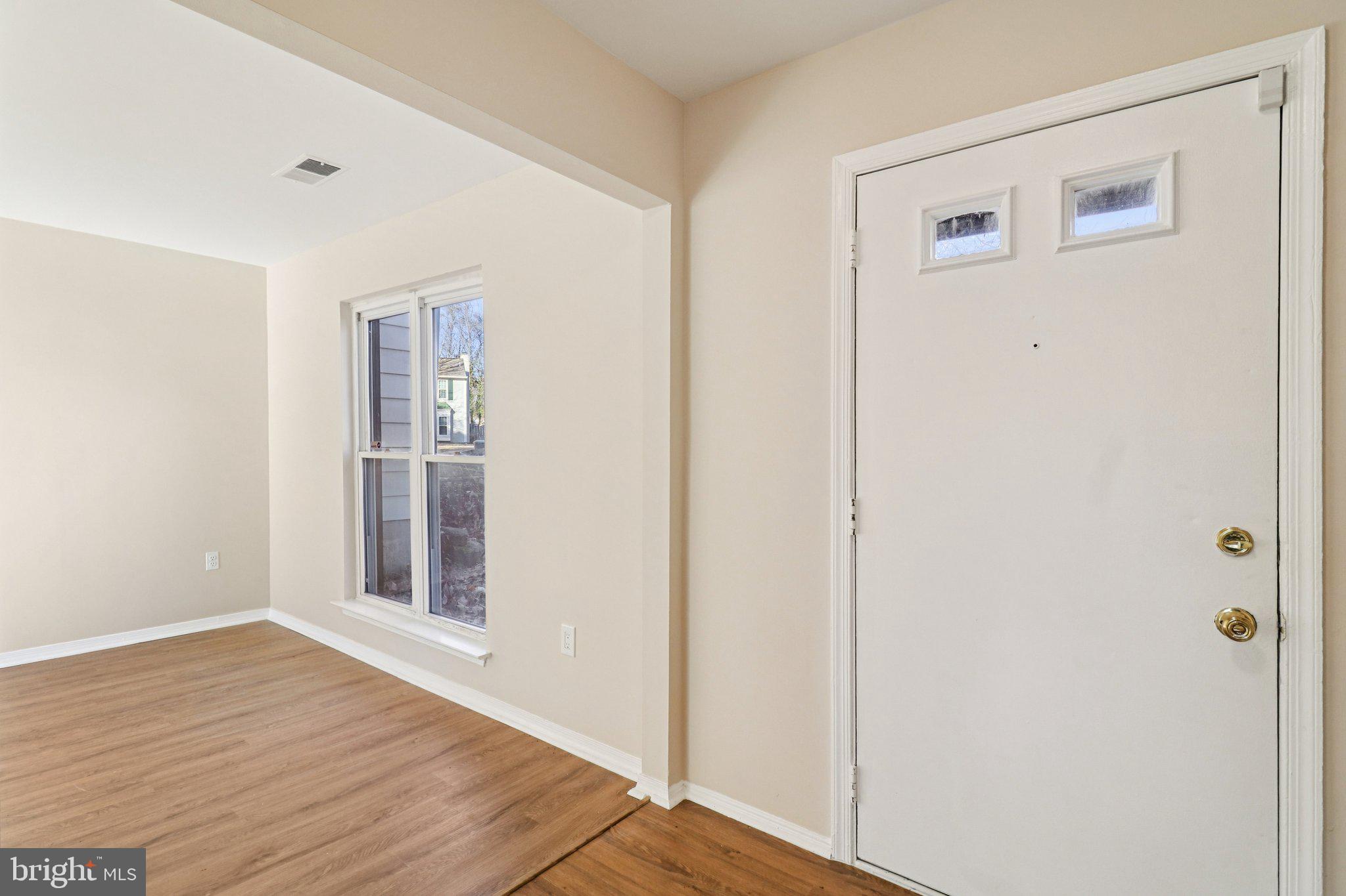 2575 Robinson Place Waldorf, MD 20602 - Photo 5 of 23