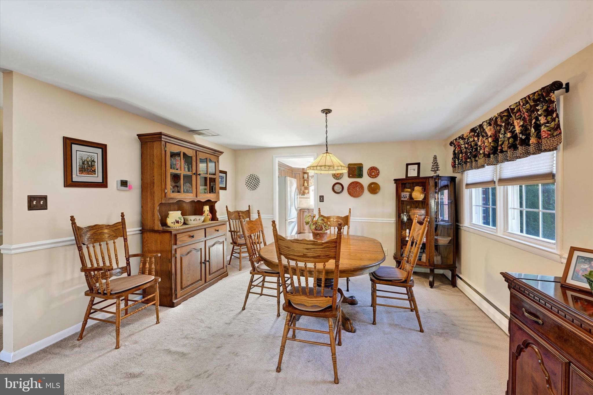 807 Scarlett Drive Towson, MD 21286 - Photo 12 of 29 Dining Room