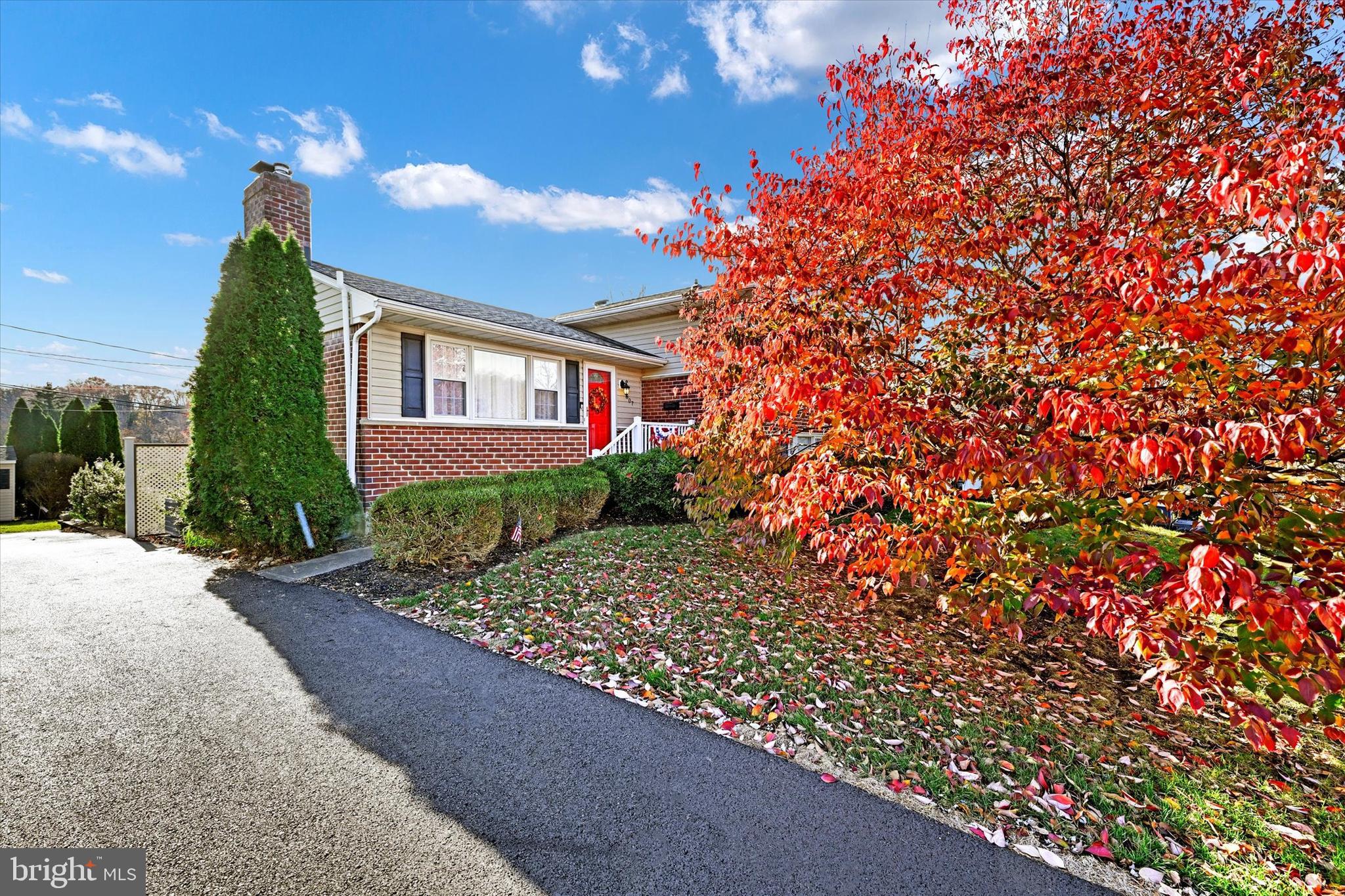 807 Scarlett Drive Towson, MD 21286 - Photo 28 of 29 Driveway