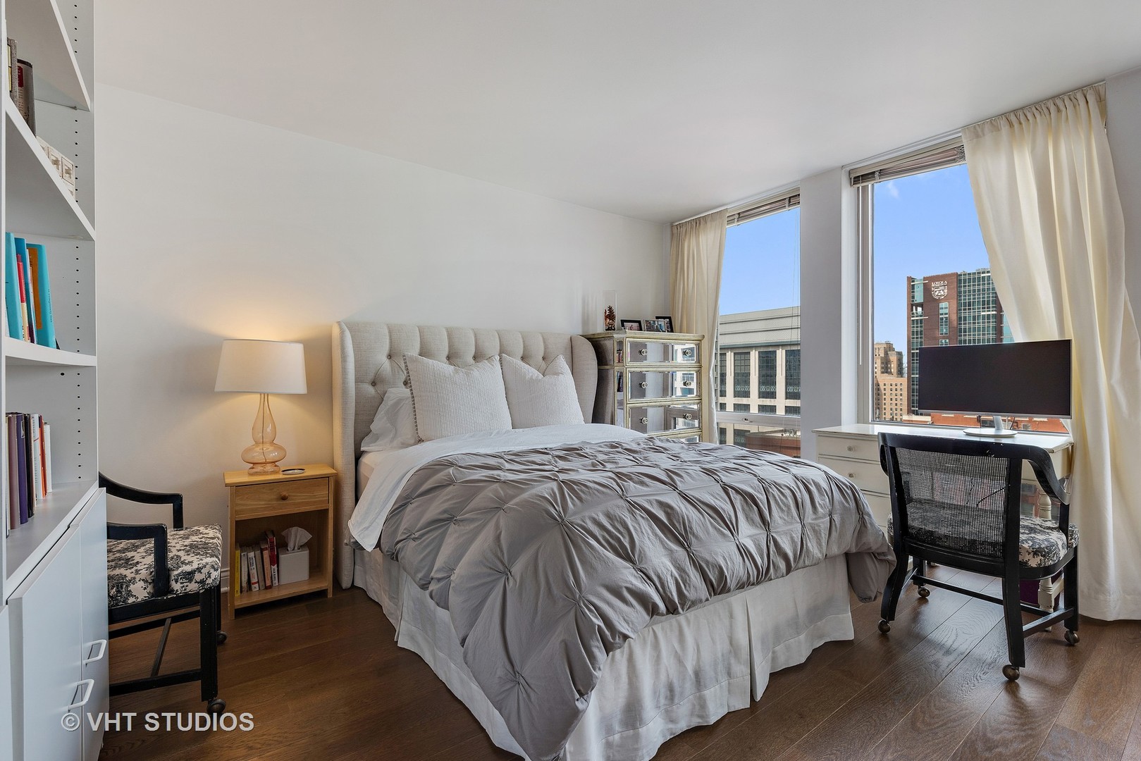 111 East Chestnut Street, Unit 22B Chicago, IL 60611 - Photo 8 of 9