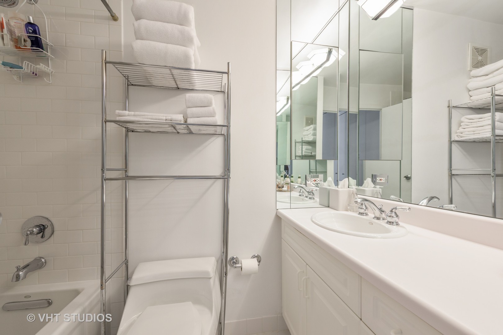 111 East Chestnut Street, Unit 22B Chicago, IL 60611 - Photo 9 of 9