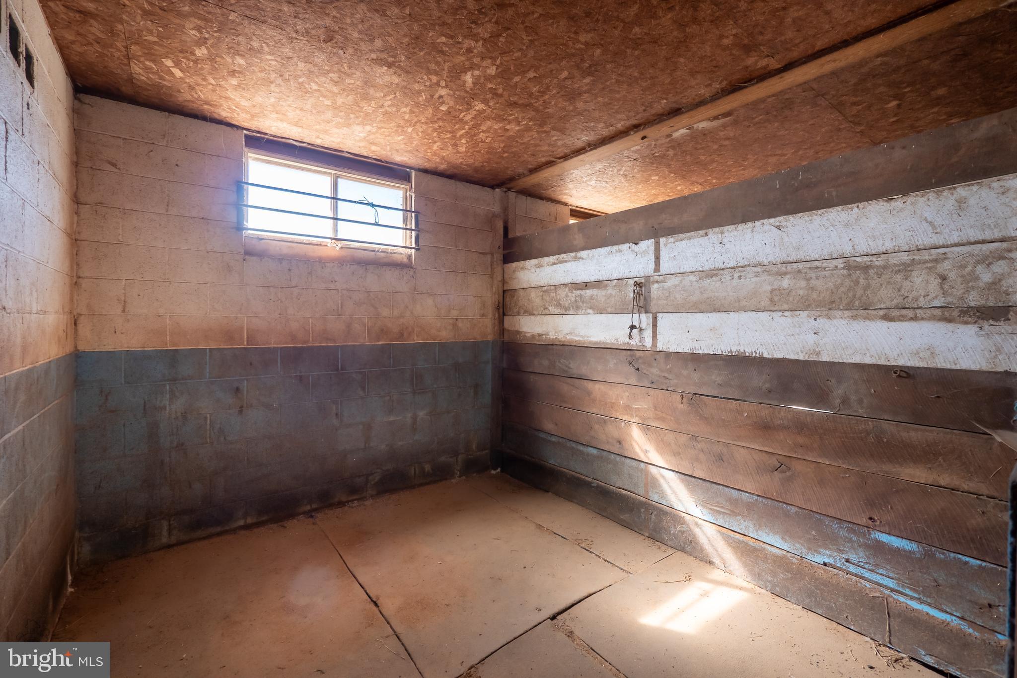 827 Pheasant Run Road Effort, PA 18330 - Photo 21 of 54 a view of storage and utility room