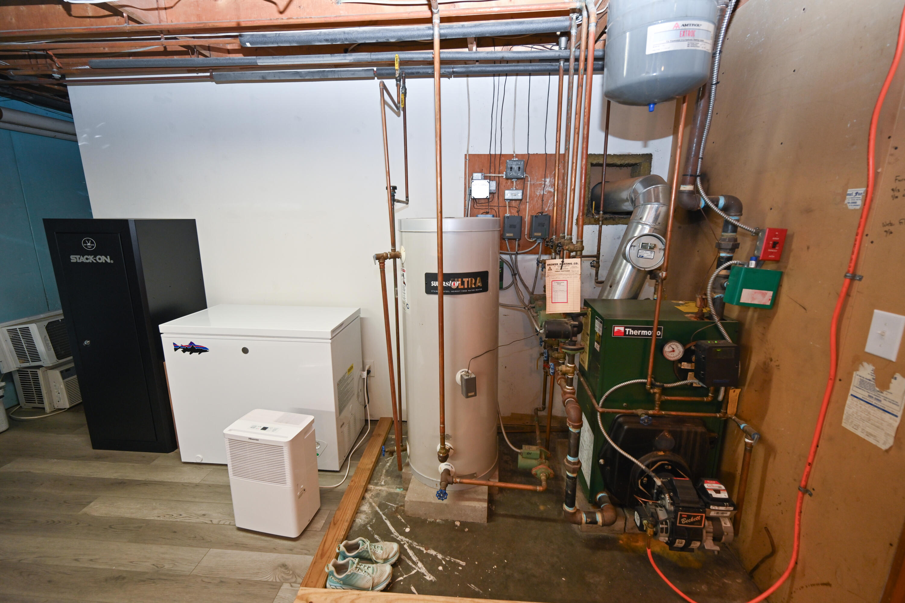 24 Pine Trail Dedham, ME 04429 - Photo 30 of 37 Laundry & Utility Room