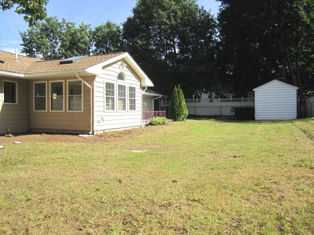 385 Oak Street Manchester, NH 03104 - Photo 21 of 24 Gallery Image 21