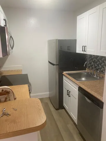 $2,000 | 35 Crossings Circle, Unit H, Boynton Beach, FL 33435