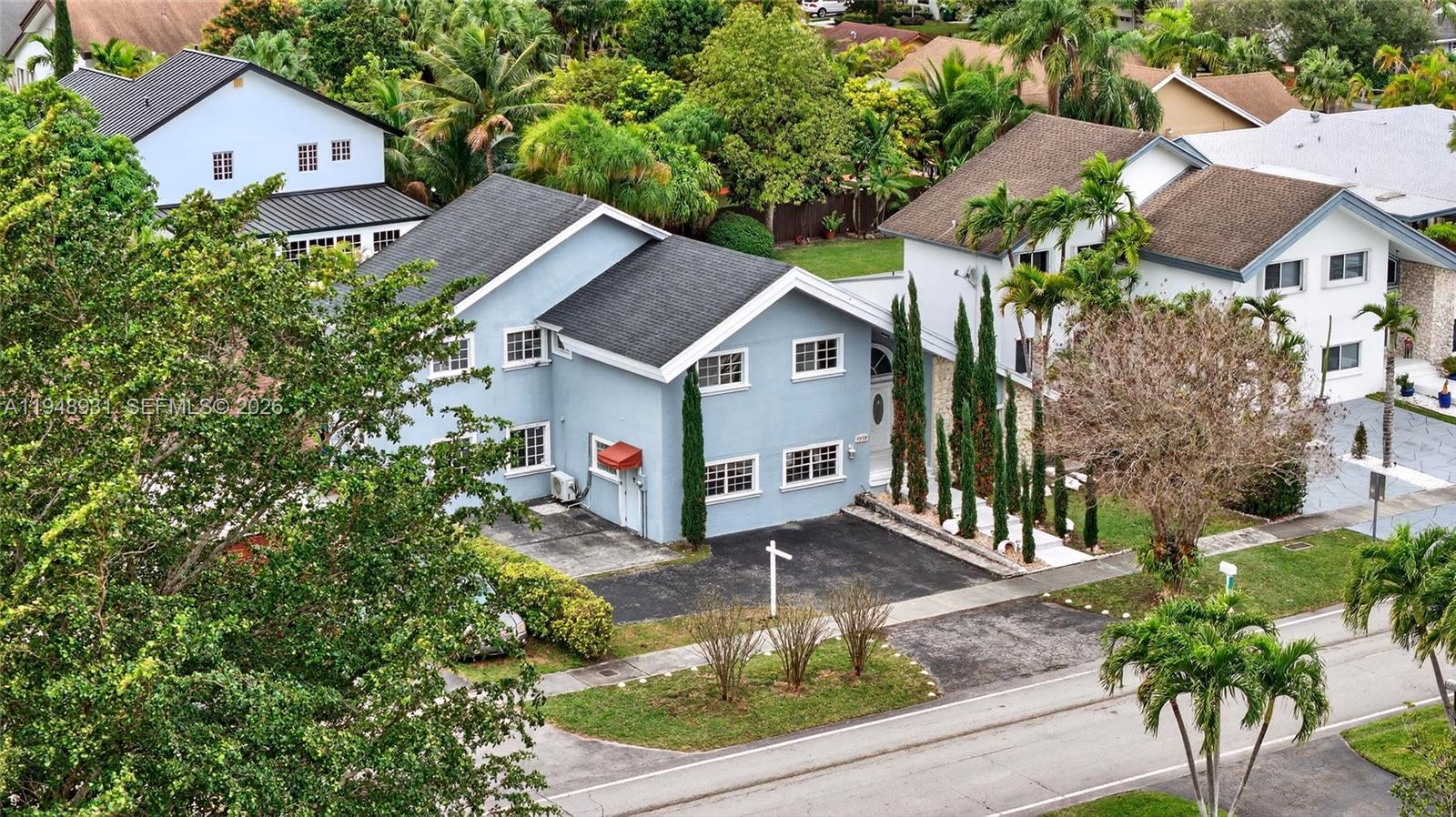 10720 Southwest 142nd Avenue Miami, FL 33186 - Photo 5 of 65