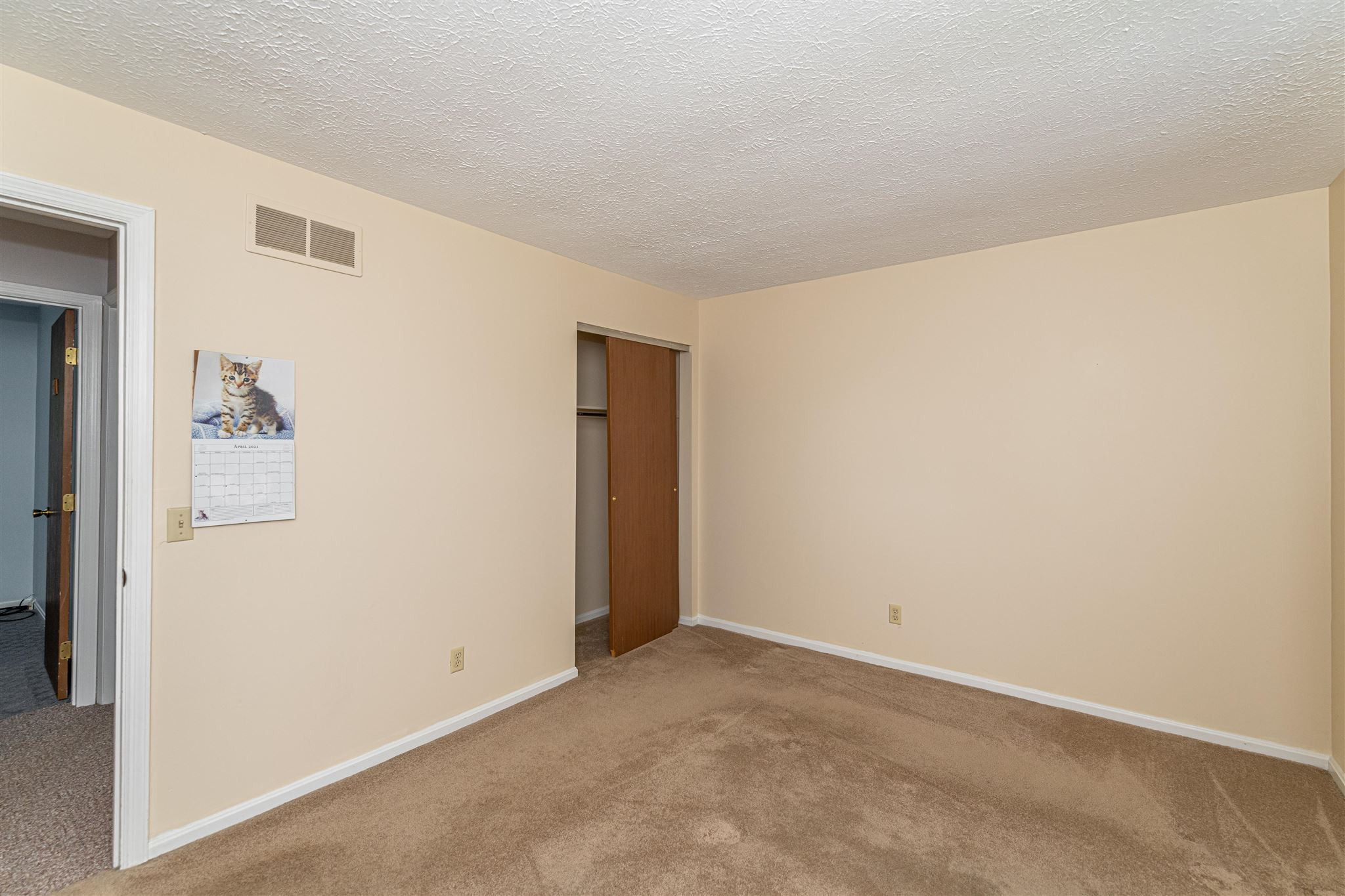 1220 Independence Road Walton, KY 41094 - Photo 8 of 29