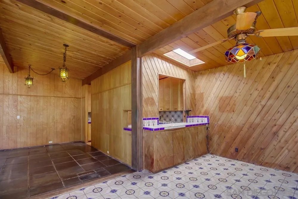 8680 Golf Drive Spring Valley, CA 91941 - Photo 19 of 70 a view of a bathroom