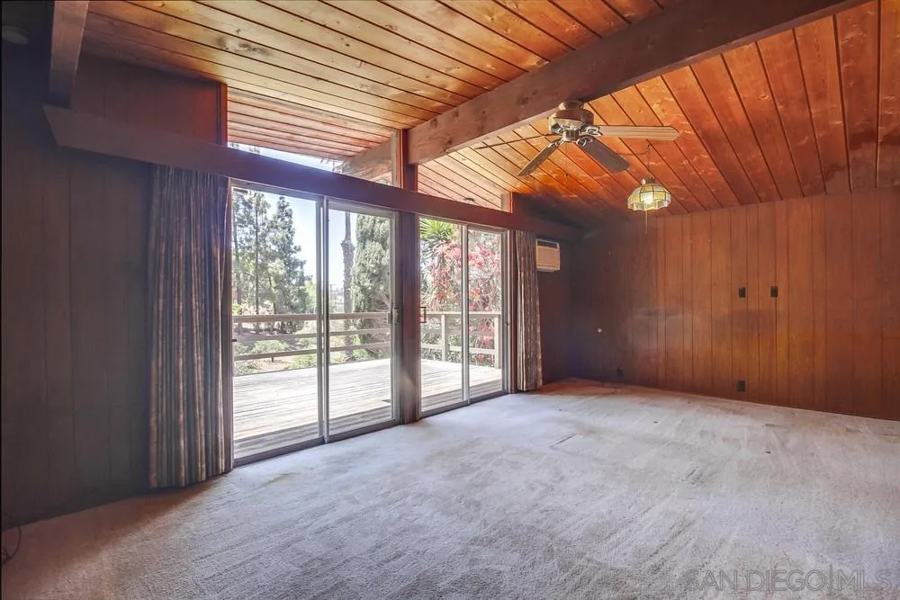 8680 Golf Drive Spring Valley, CA 91941 - Photo 26 of 70 an empty room with windows