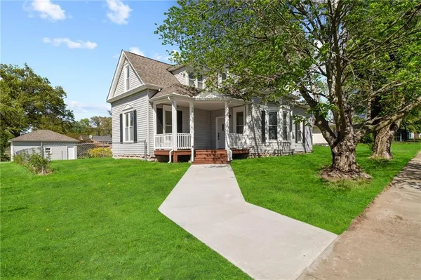 $335,000 | 210 Winner Avenue, Gower, MO 64454