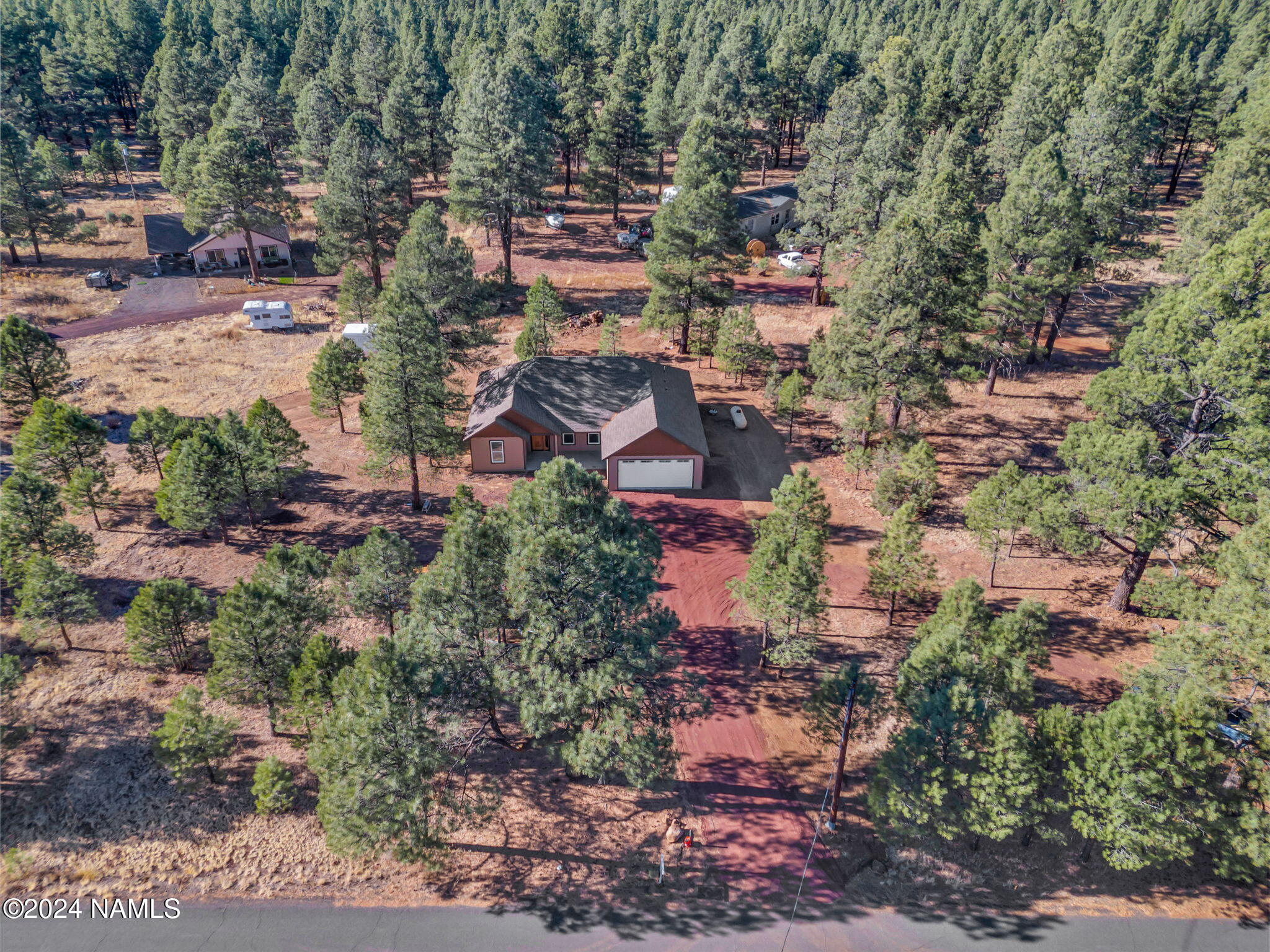 174 North Spitz Spring Road Parks, AZ 86046 - Photo 3 of 22 3-web-or-mls-DJI_20241122141610_0615_D