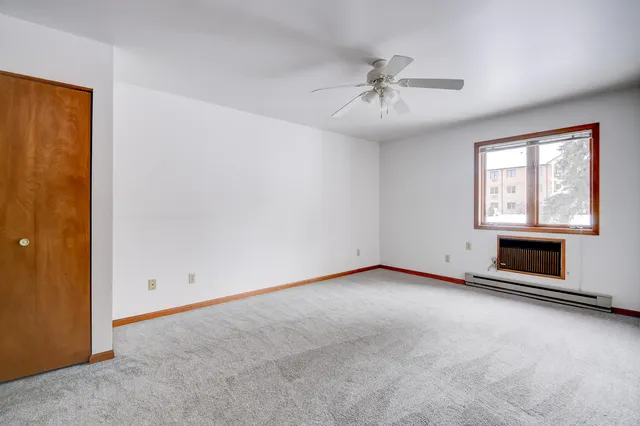 $179,900 | 530 North Silverbrook Drive, Unit 132, West Bend, WI 53090