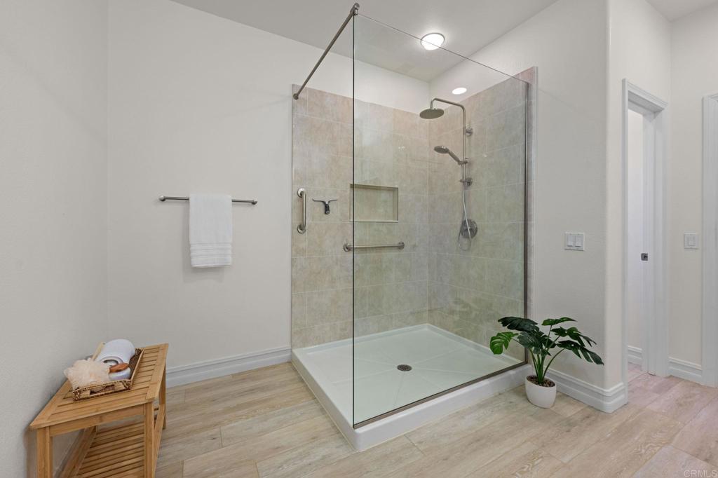 655 Dimaio Way Escondido, CA 92027 - Photo 40 of 46 a bathroom with a shower