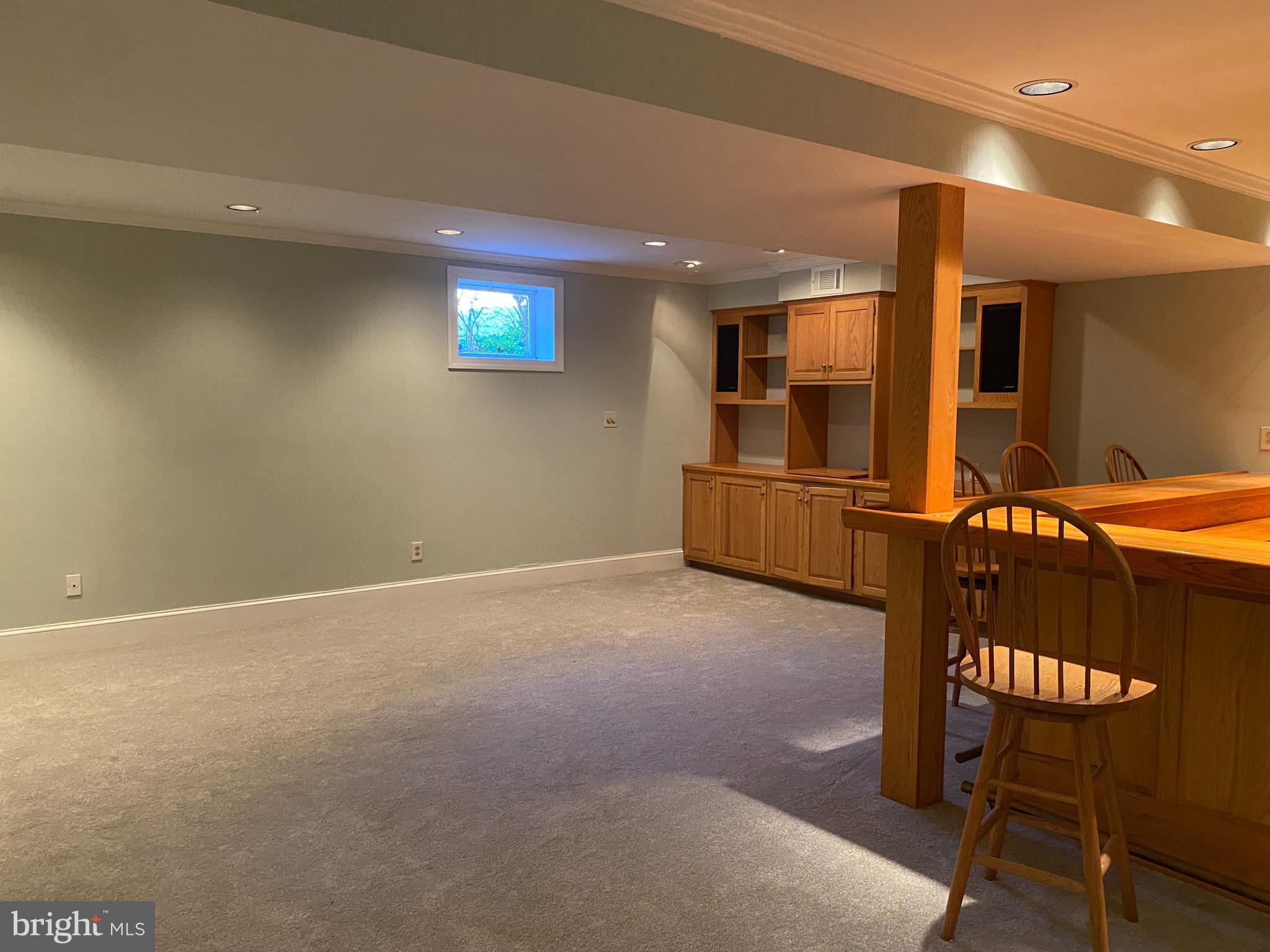 1005 Rolandvue Road Towson, MD 21204 - Photo 23 of 26 LL Game Rm with Wet Bar