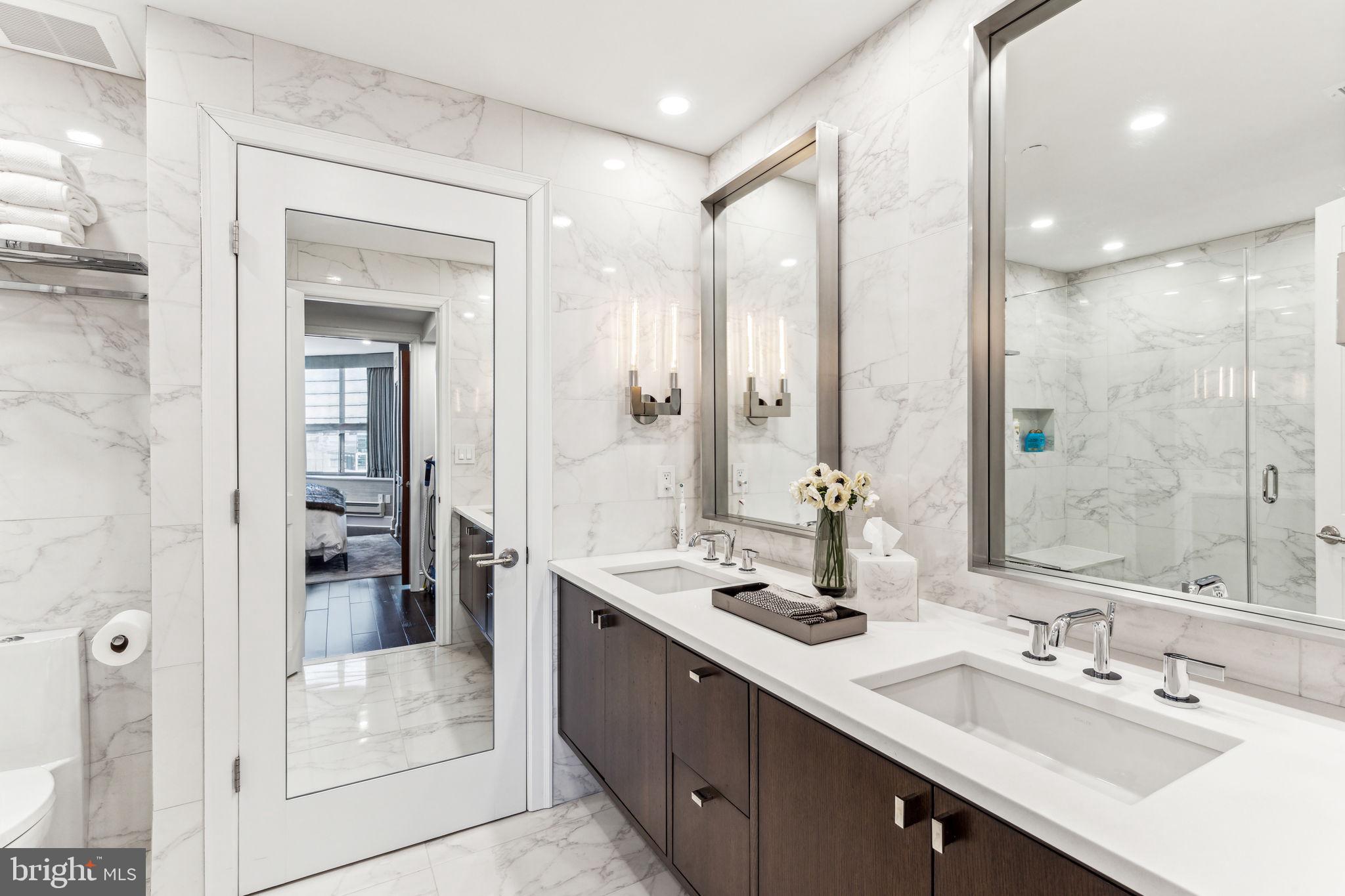 210 West Rittenhouse Square, Unit 2202 Philadelphia, PA 19103 - Photo 18 of 25 Gallery Image 18