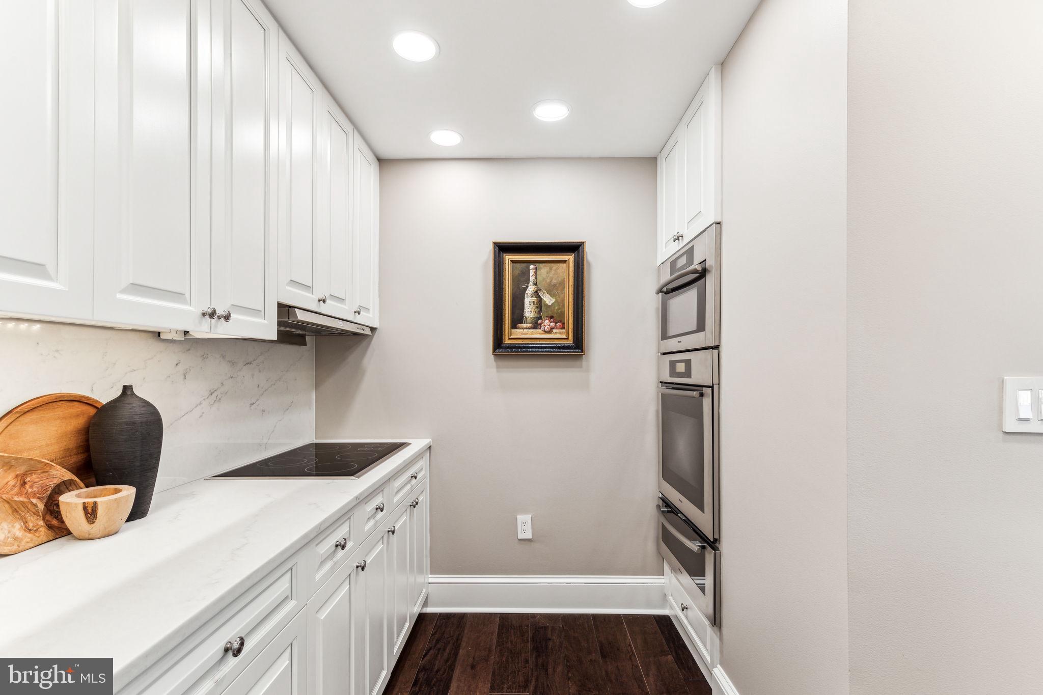 210 West Rittenhouse Square, Unit 2202 Philadelphia, PA 19103 - Photo 8 of 25 Gallery Image 8