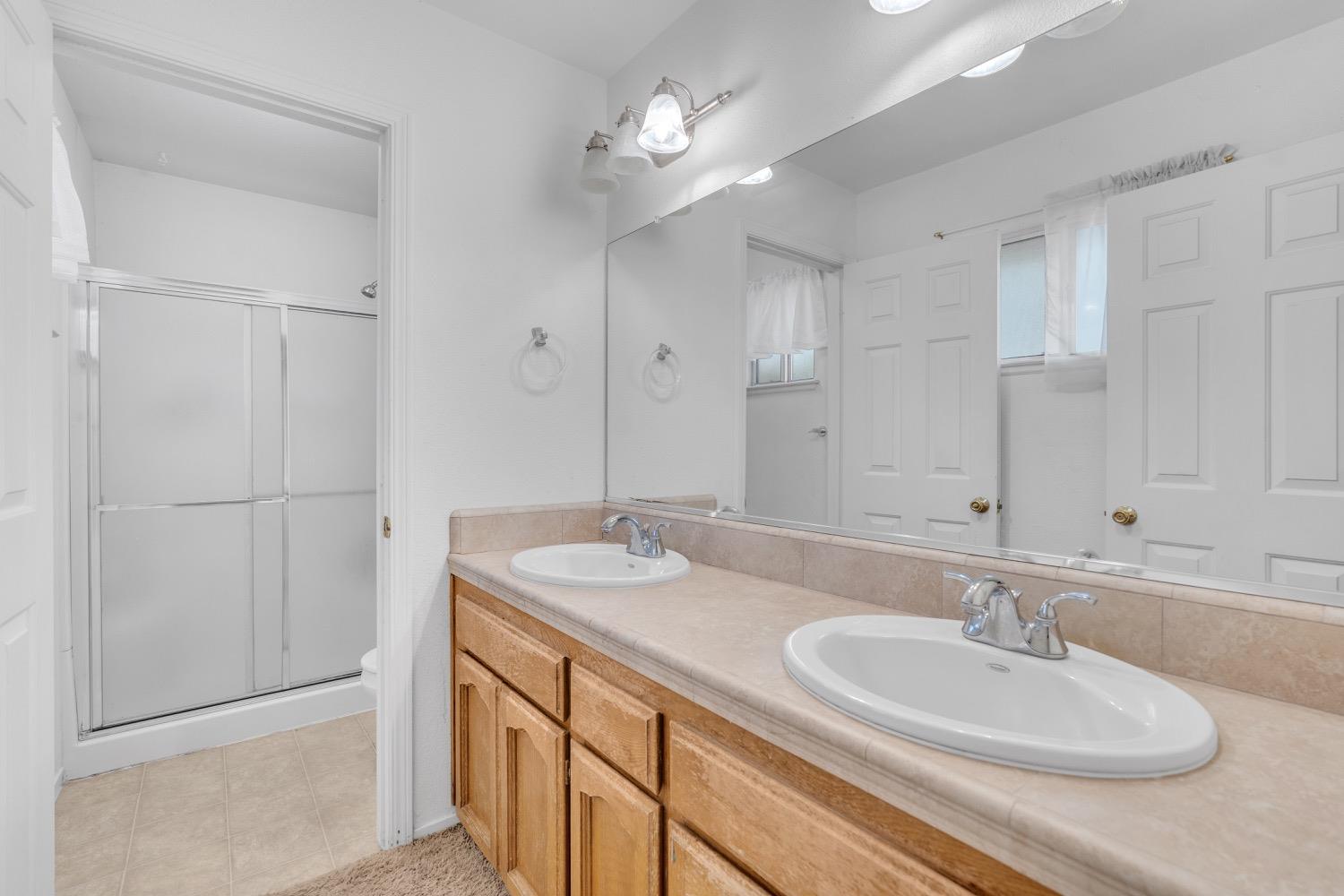 1525 West Kramer Ridge Road Reedley, CA 93654 - Photo 16 of 22 Gallery Image 16