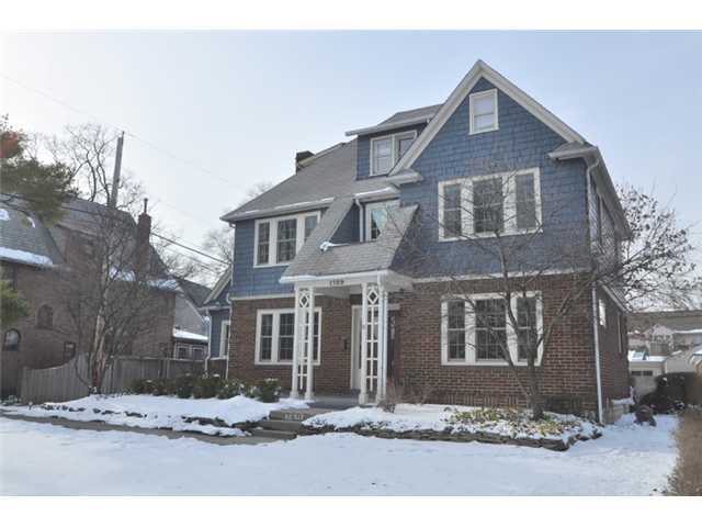 1759 Bedford Road Columbus, OH 43212 - Photo 2 of 21