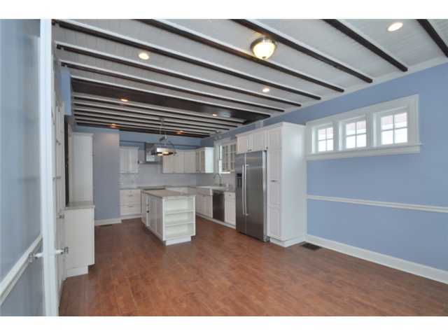 1759 Bedford Road Columbus, OH 43212 - Photo 7 of 21