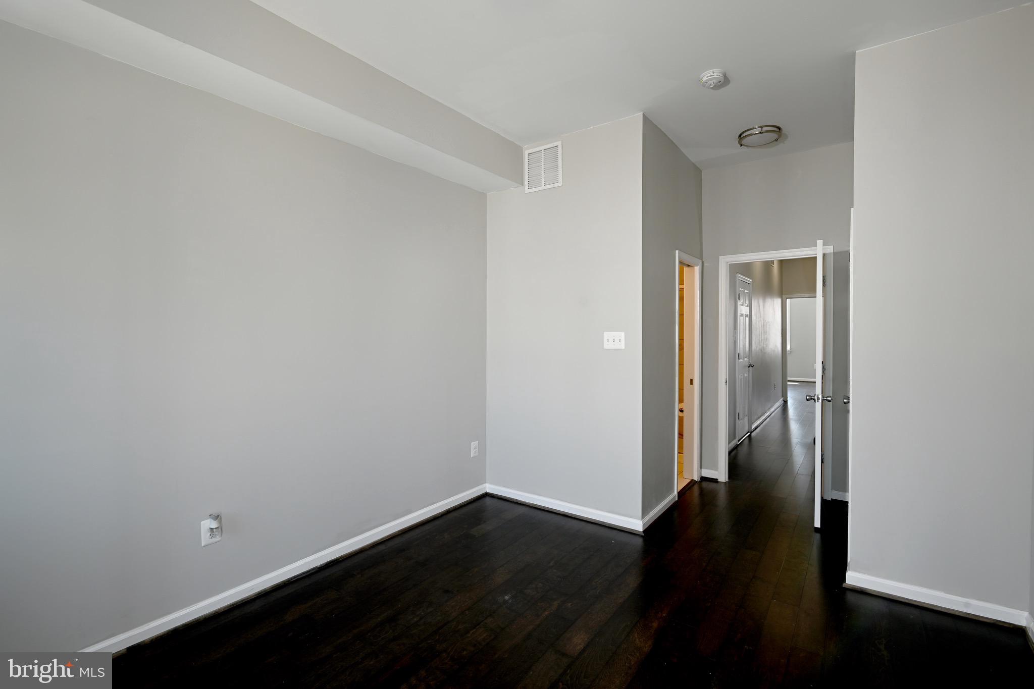 1747 Clarkson Street Baltimore, MD 21230 - Photo 13 of 28