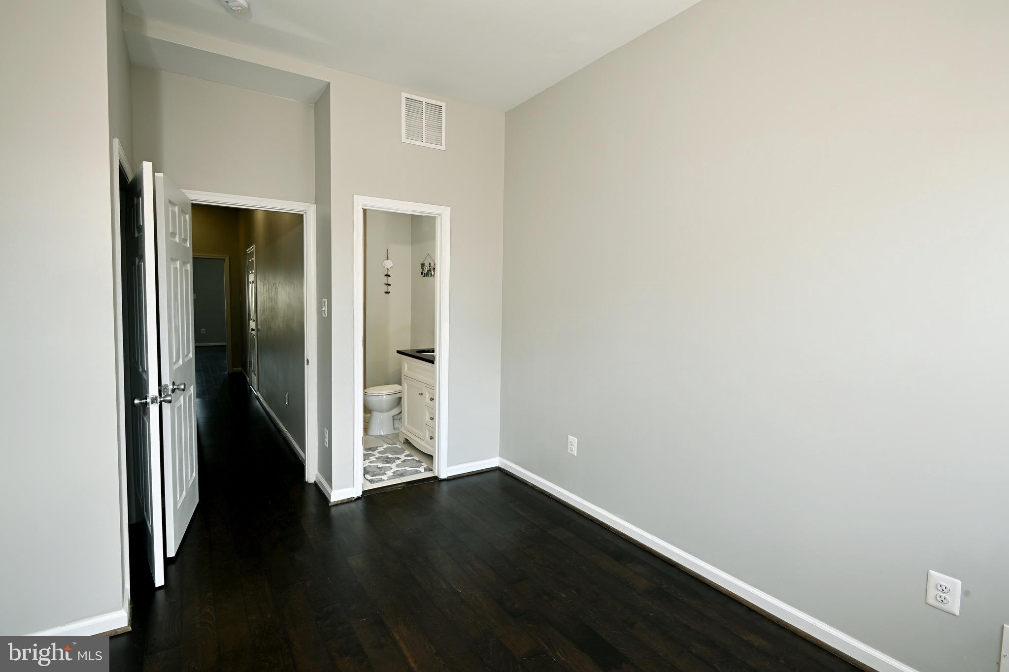 1747 Clarkson Street Baltimore, MD 21230 - Photo 17 of 28
