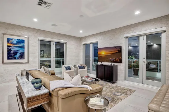 $6,495,000 | 2401 North Atlantic Boulevard, Fort Lauderdale, FL 33305