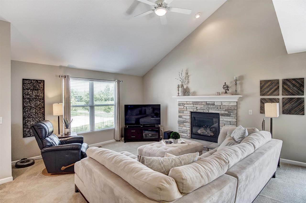 9928 Oak Trail Road Fort Wayne, IN 46825 - Photo 6 of 30