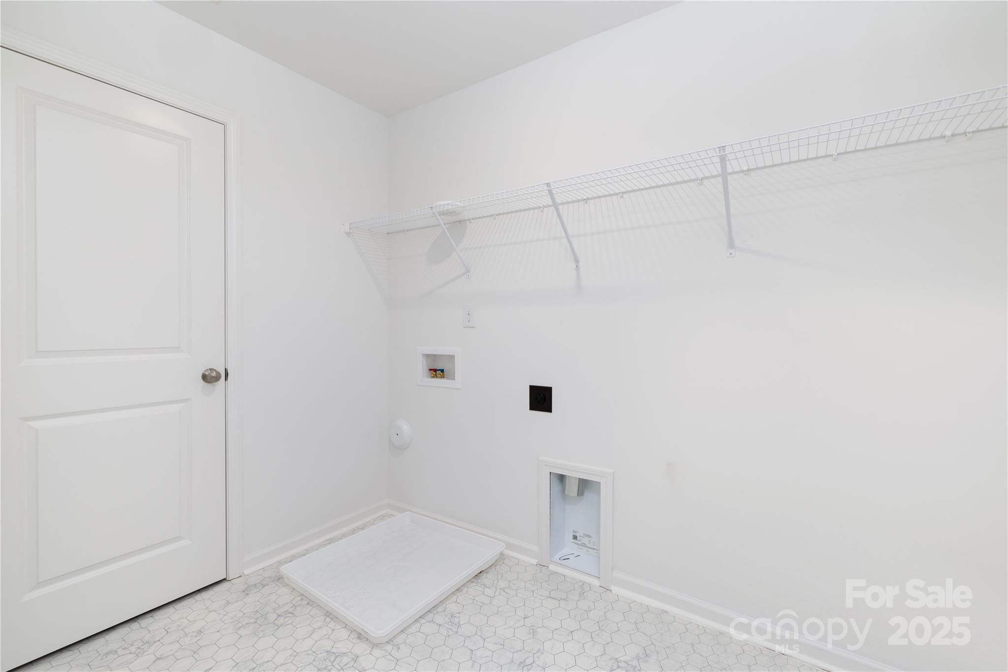 32562 B Millingport Road, Unit 7155 New London, NC 28127 - Photo 24 of 28 a view of a small space