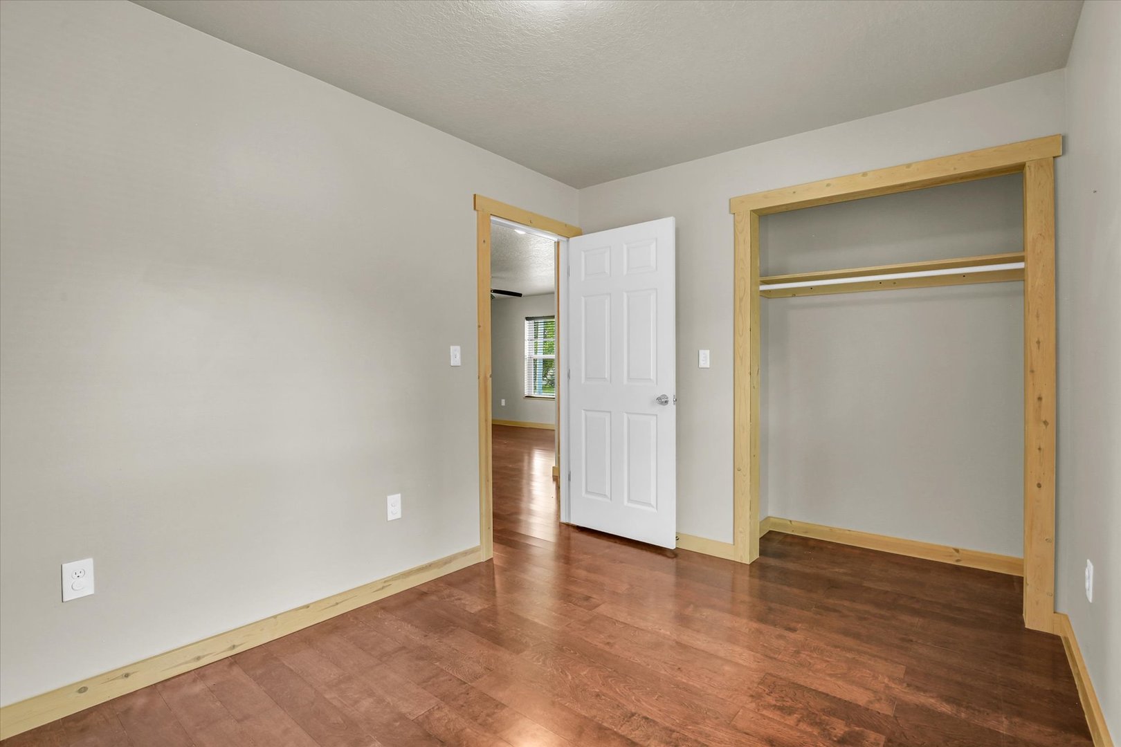 521 North McClellan Street Sullivan, IL 61951 - Photo 15 of 27