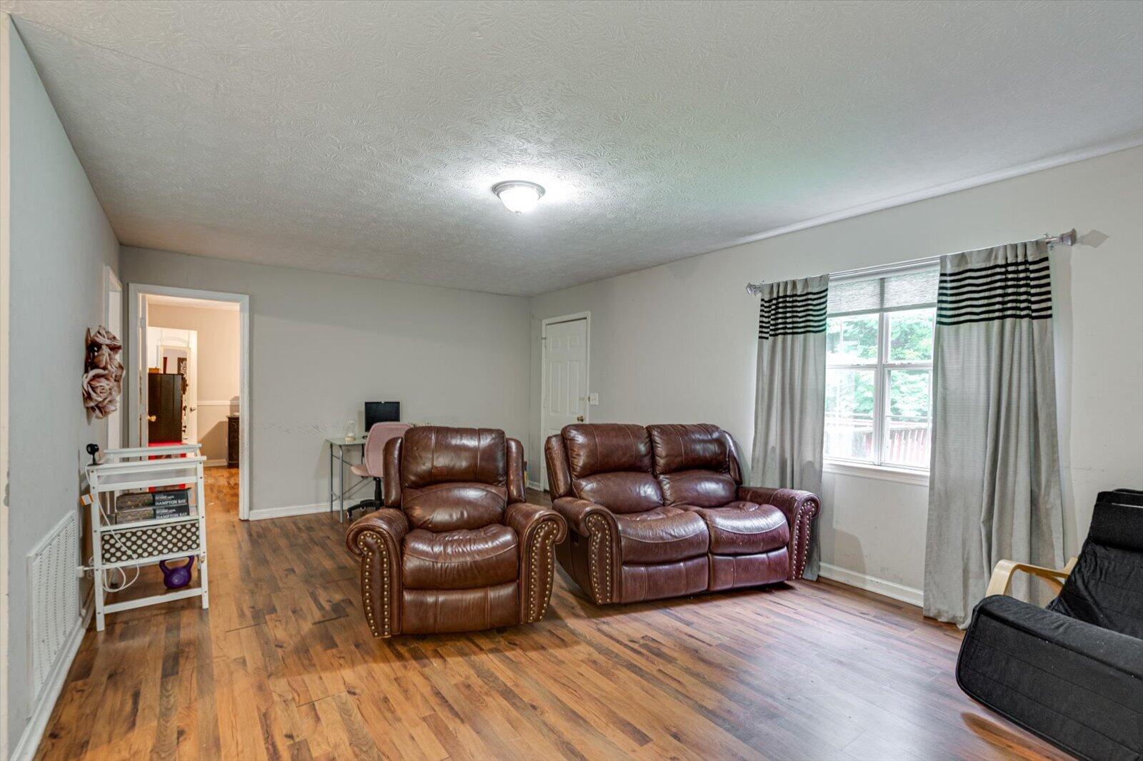 86 Bluff View Circle Flintstone, GA 30725 - Photo 3 of 23 05-86 Bluff View Cir-5