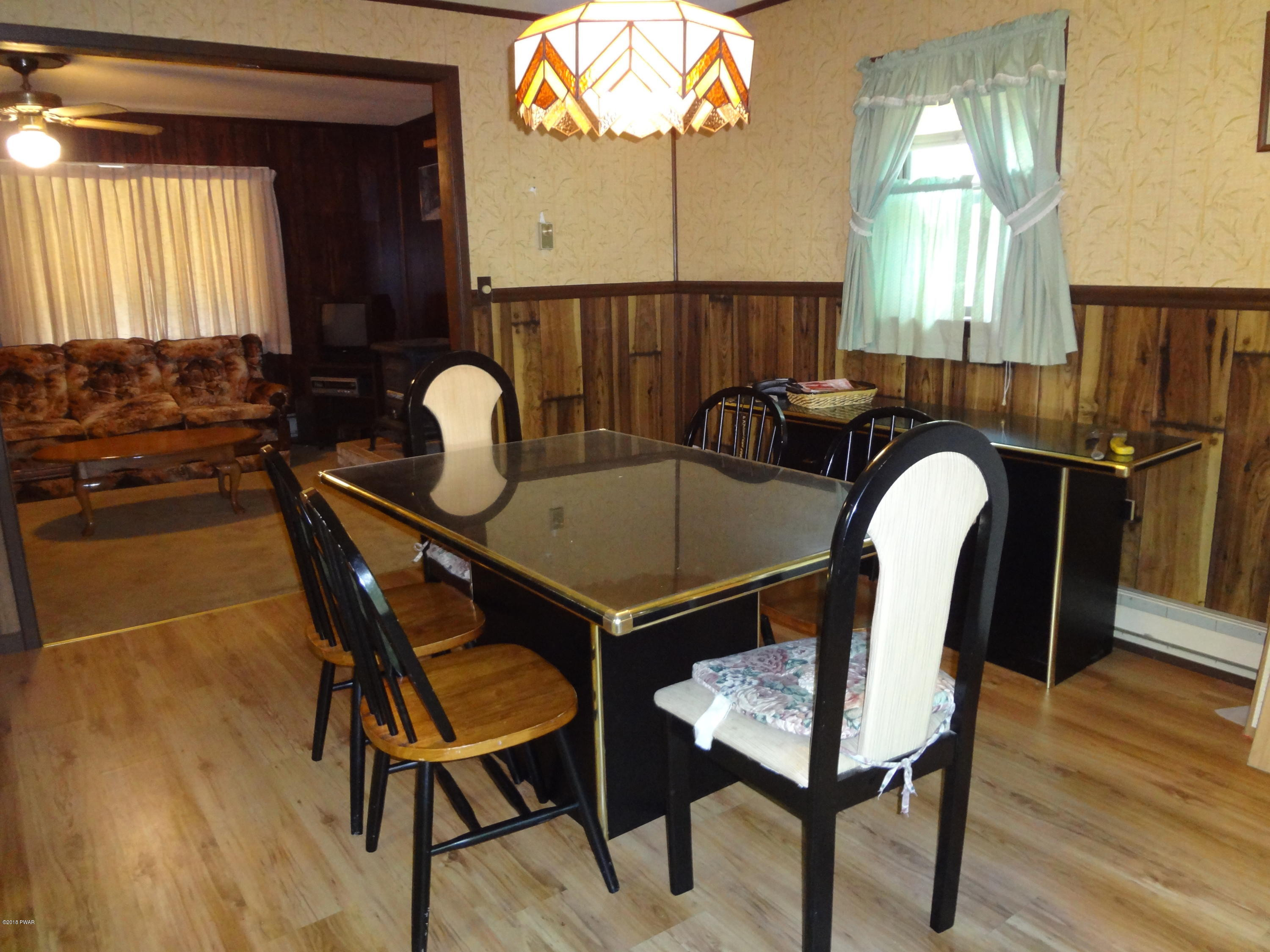 246 Perry Road Greentown, PA 18426 - Photo 7 of 24
