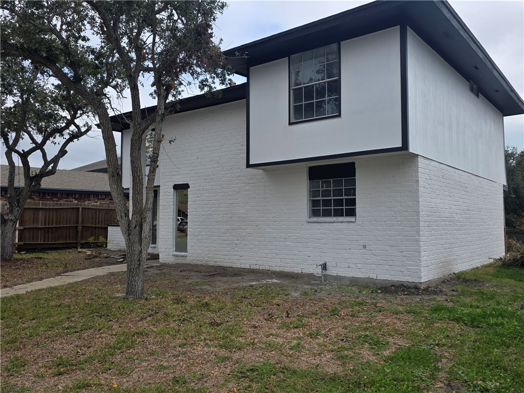 932 Waterview Street Portland, TX 78374 - Photo 2 of 3