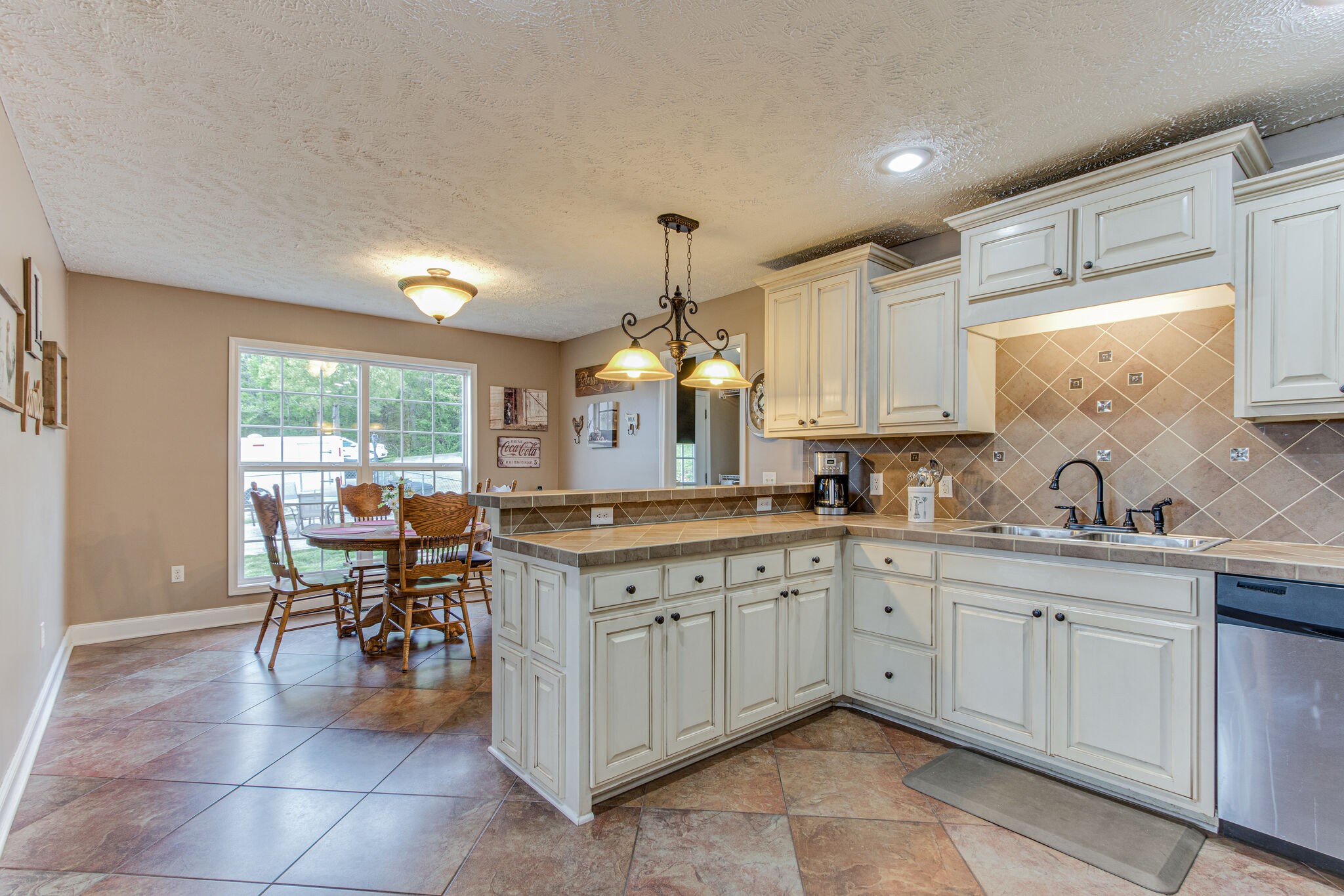 2083 Cook Road Tullahoma, TN 37388 - Photo 11 of 47 Gallery Image 11