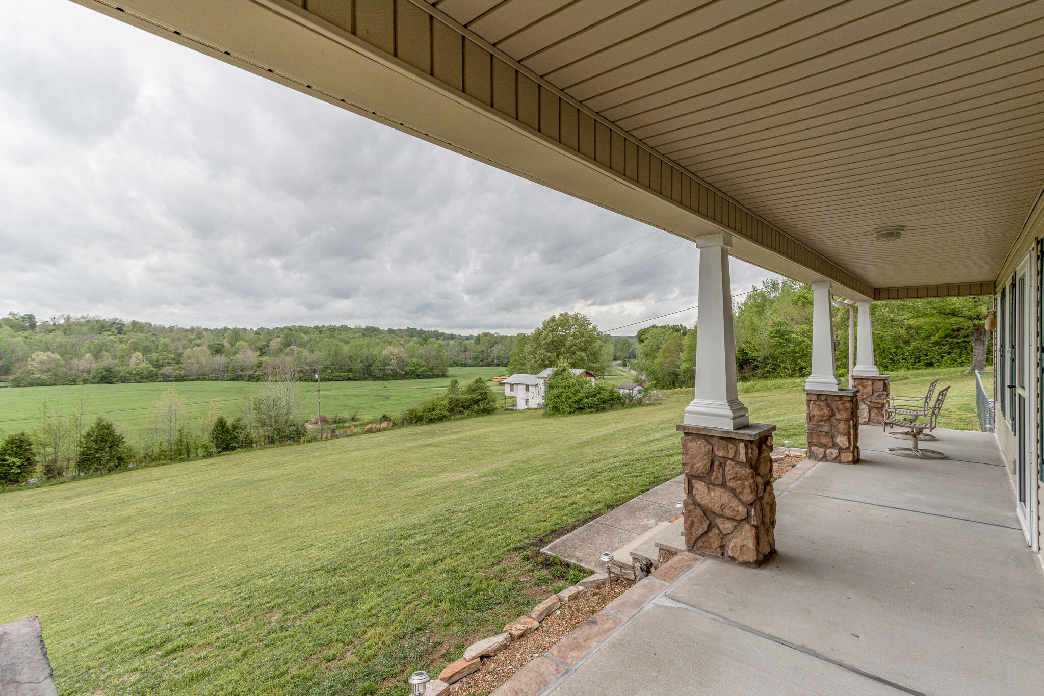 2083 Cook Road Tullahoma, TN 37388 - Photo 3 of 47 Gallery Image 3