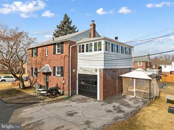 $350,000 | 409 Grays Avenue, Glenolden, PA 19036