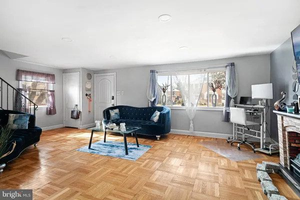 $350,000 | 409 Grays Avenue, Glenolden, PA 19036